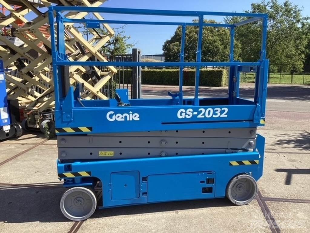 Genie GS2032 Ножничные подъемники
