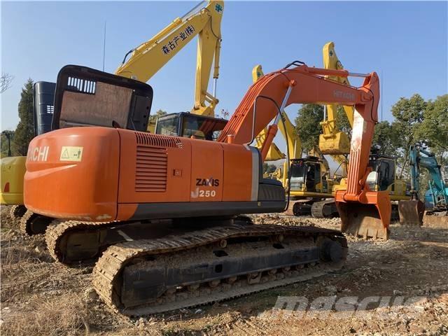 Hitachi ZX250 Гусеничные экскаваторы