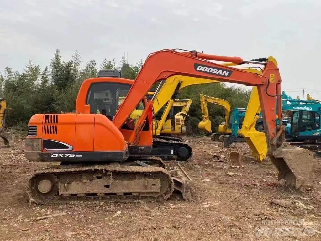 Doosan DX 75-9 C Гусеничные экскаваторы