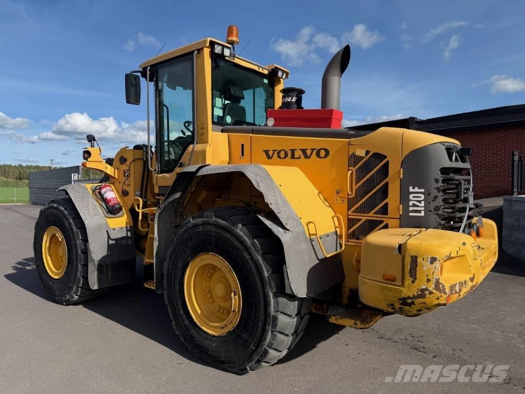 Volvo L 120 F Фронтальные погрузчики