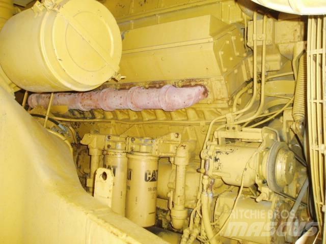 CAT 777 Карьерные самосвалы