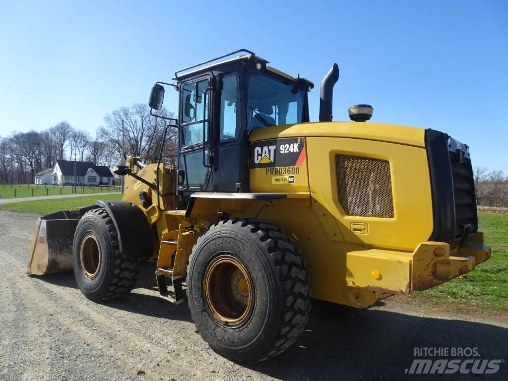 CAT 924K Фронтальные погрузчики