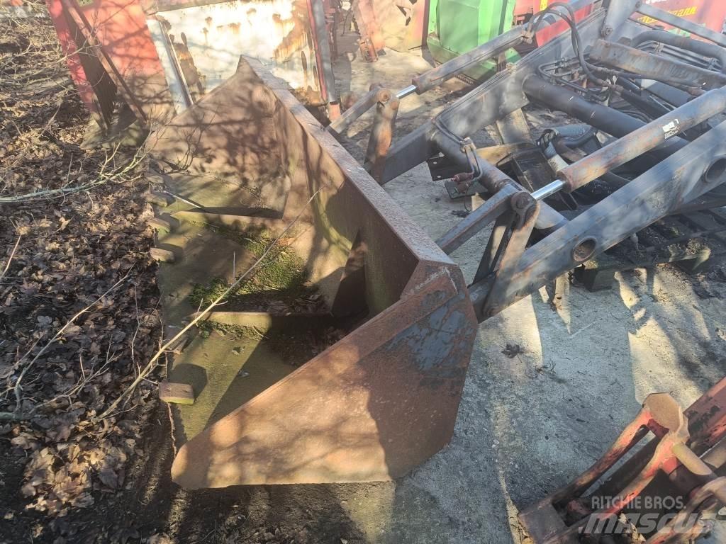 Mailleux TN750A Трактора с фронтальным погрузчиком