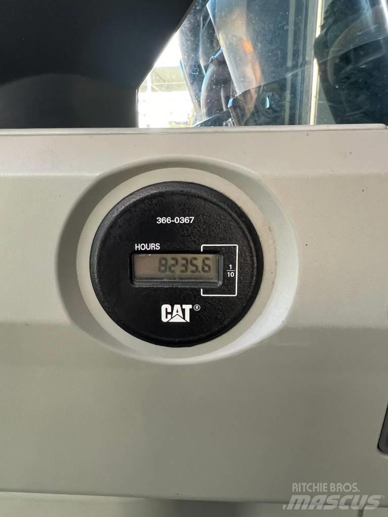 CAT 320 EL Гусеничные экскаваторы