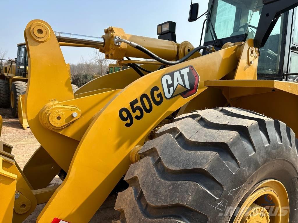 CAT 950G Фронтальные погрузчики