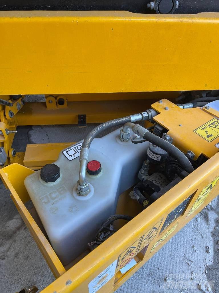 JCB S 2032 E Ножничные подъемники