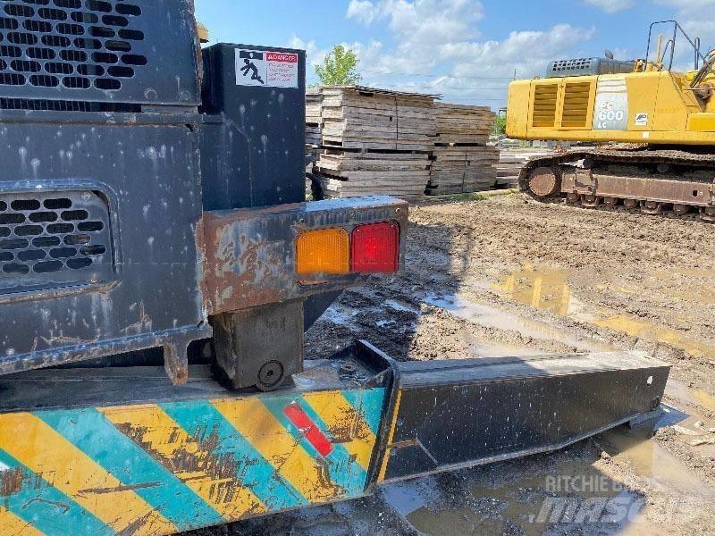 Tadano TR 300 E-1 Автокраны вездеходы