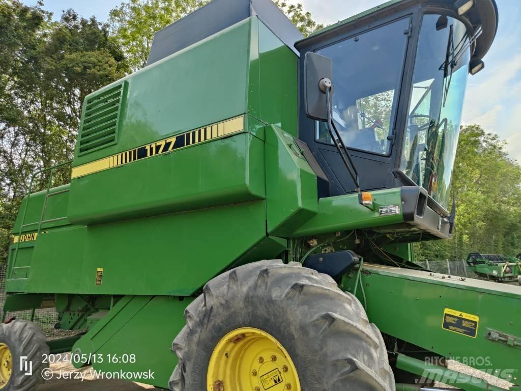 John Deere 1177 Зерноуборочные комбайны