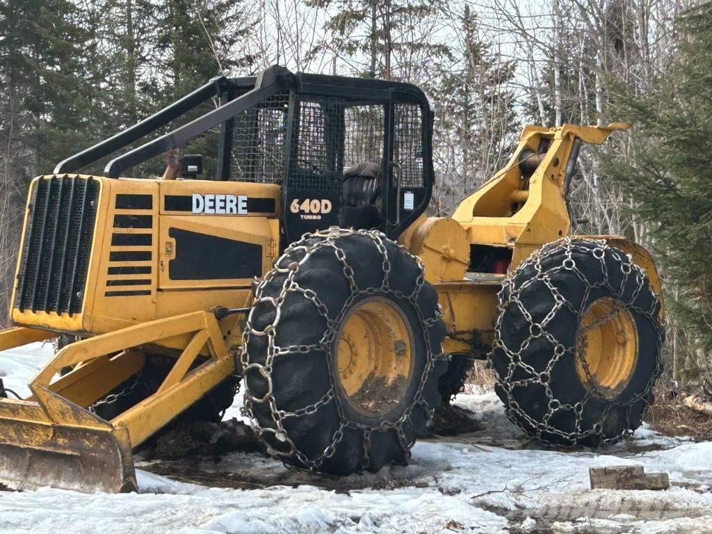 John Deere 640 D Трелевочные трактора