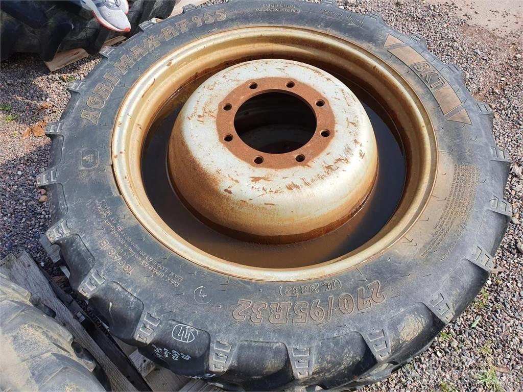 BKT 270/95R32 x2 Шины и колёса
