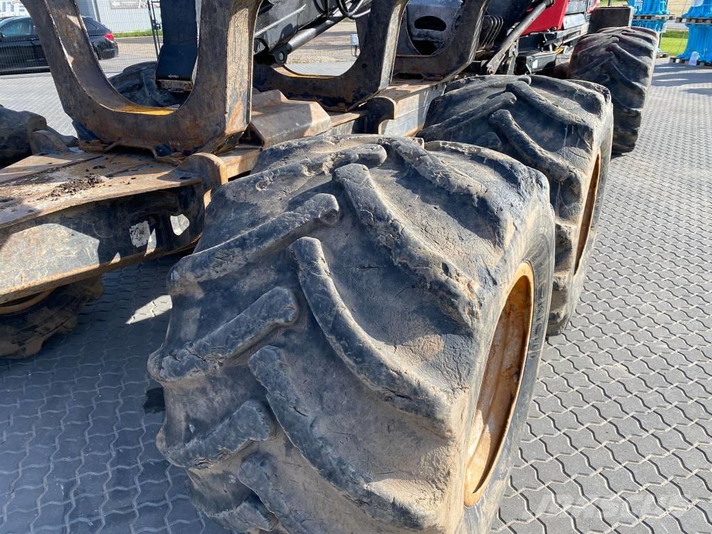 Komatsu 855 Форвардеры