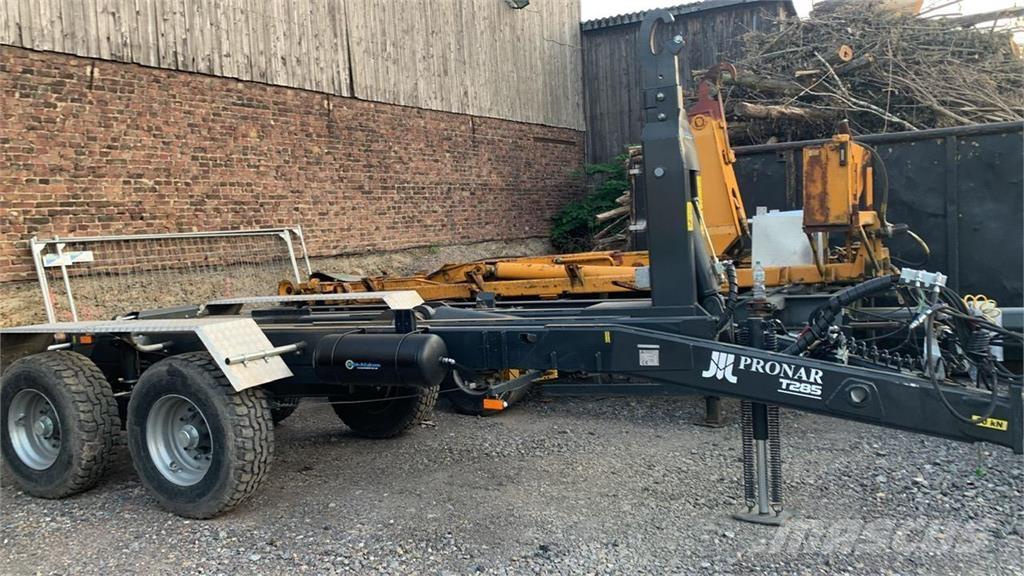 Pronar T663/4 Прочие сельхоз-прицепы