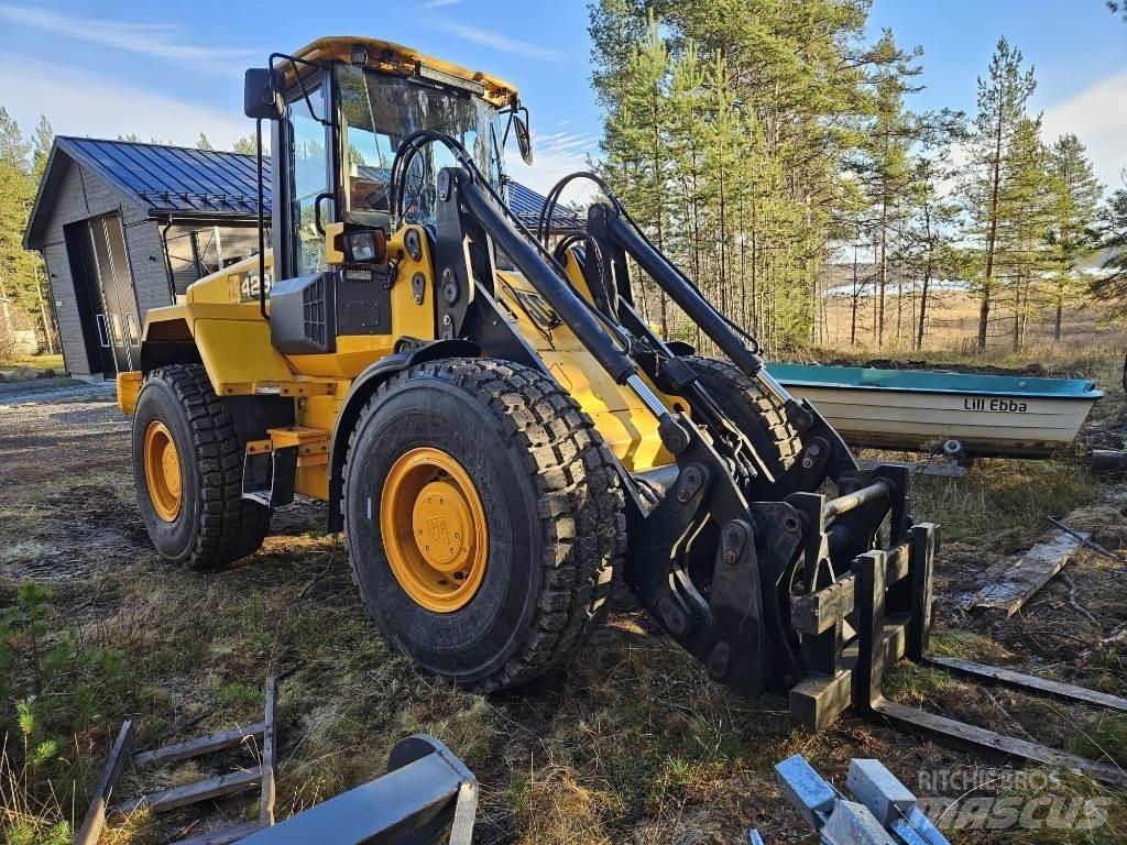 JCB 426 HT Фронтальные погрузчики