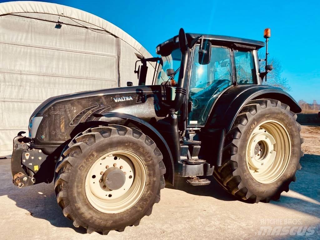 Valtra T 203 Трактора