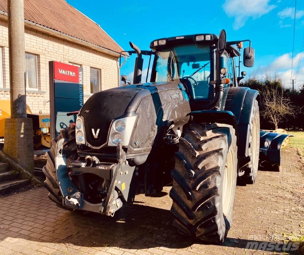 Valtra T 203 Трактора
