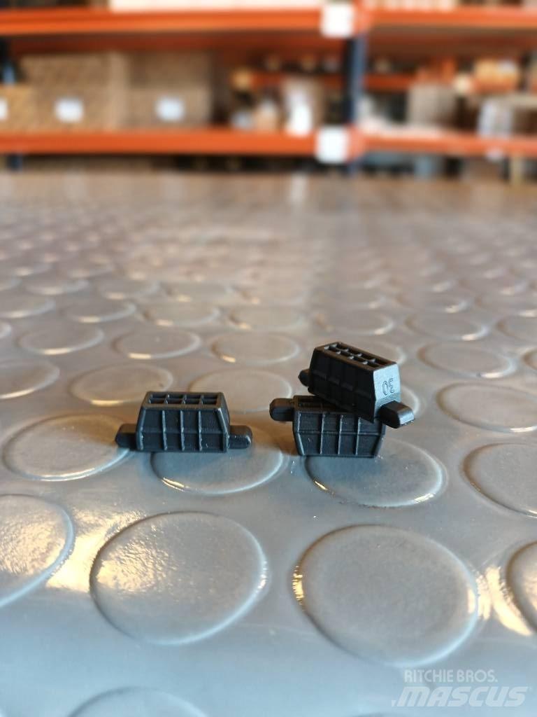 Volvo SEAL 21185132 Коммерческий транспорт - Другие