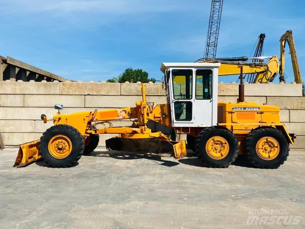 John Deere 570 A Грейдеры