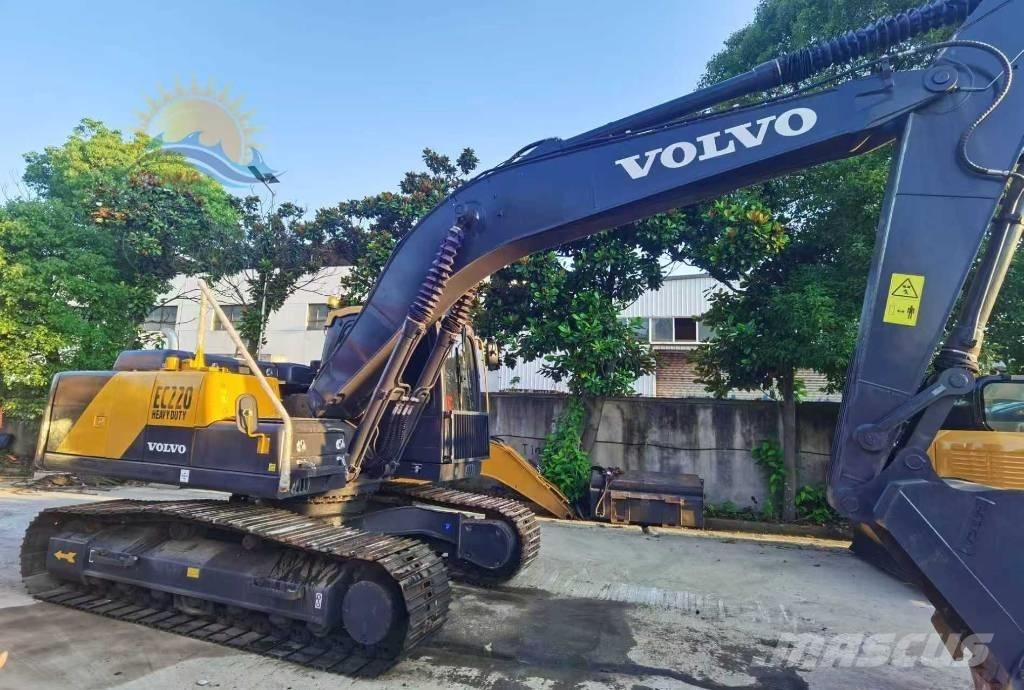 Volvo ec220 Гусеничные экскаваторы
