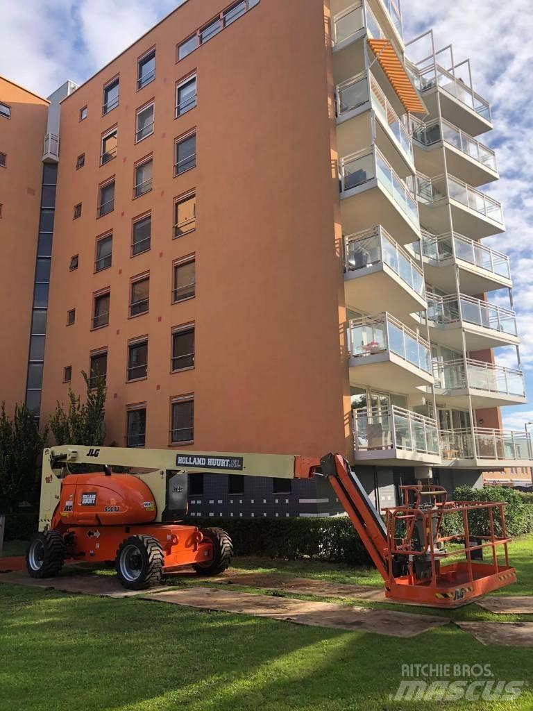 JLG 800 AJ Коленчатые подъемники