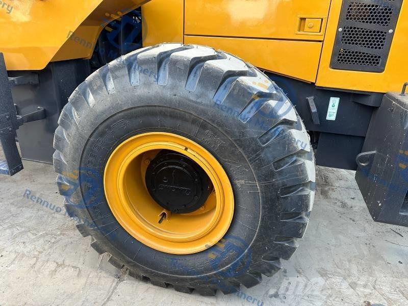 XCMG ZL 50 GL Фронтальные погрузчики