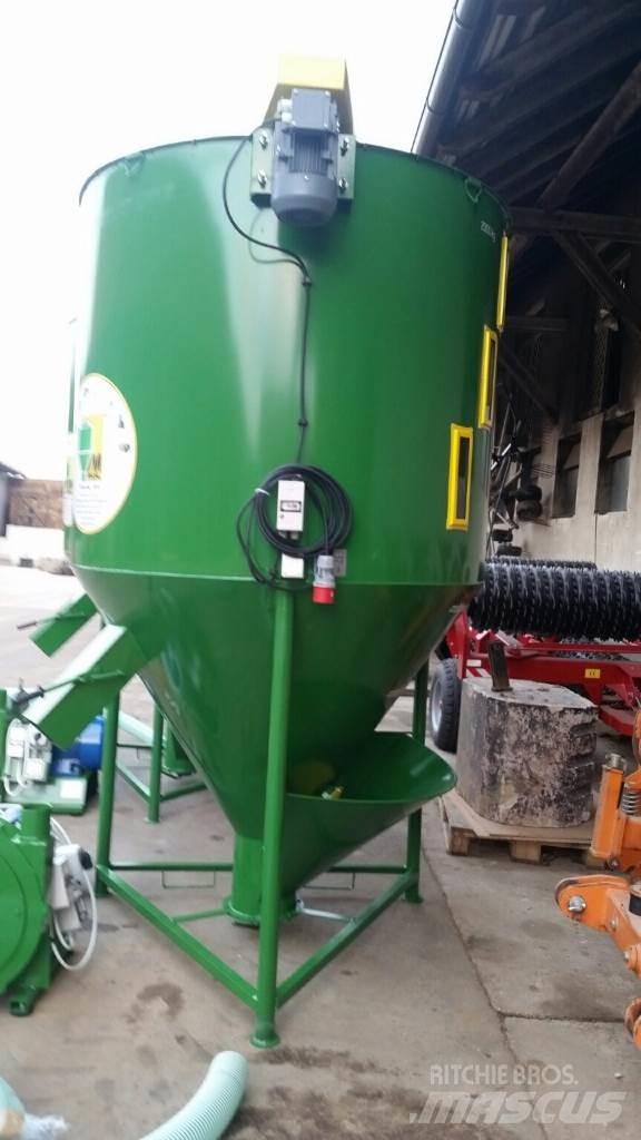  M-Rol 2000 kg Силосы