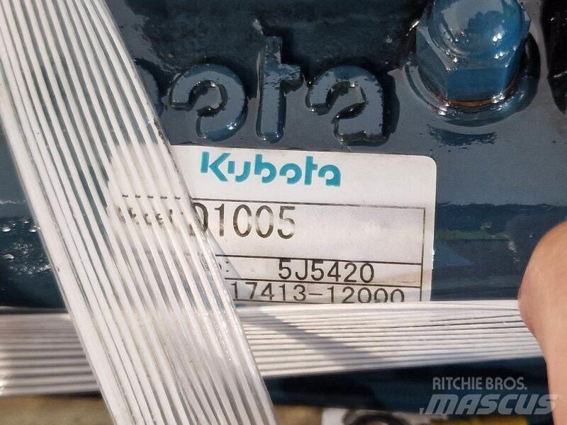 Kubota D1005 Двигатели