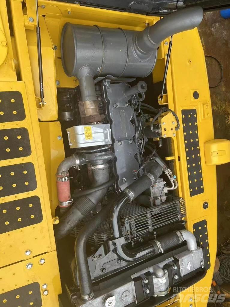 Komatsu PC 200-7L Гусеничные экскаваторы