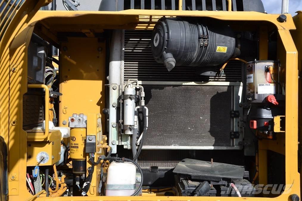 CAT 319 D L Гусеничные экскаваторы