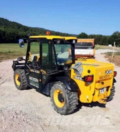 JCB 525-60 Телескопические погрузчики