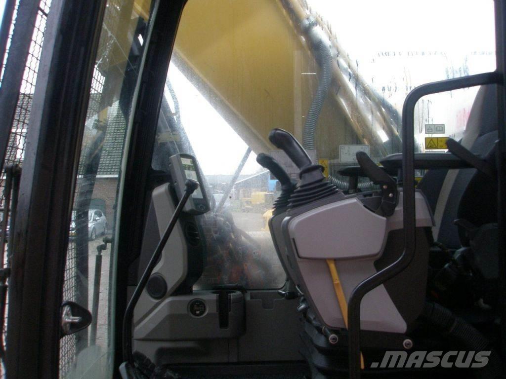 CAT 326FL Гусеничные экскаваторы