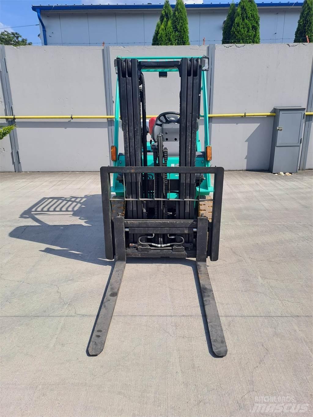 Mitsubishi FG25N Газовые погрузчики