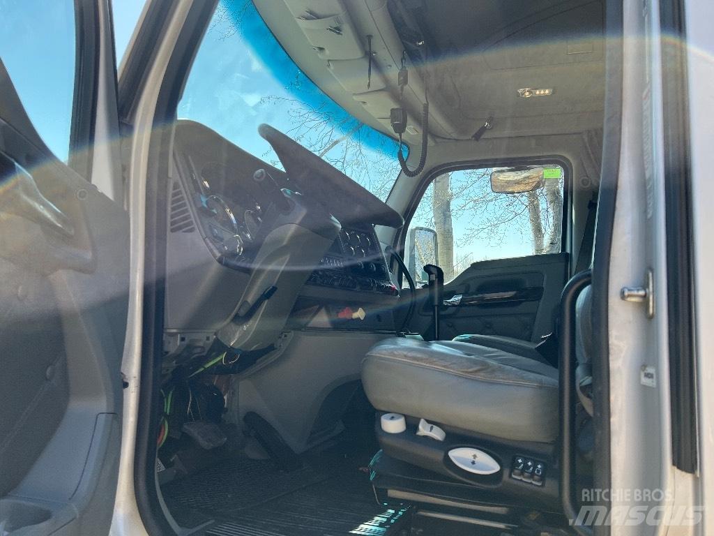 Kenworth T680 Седельные тягачи