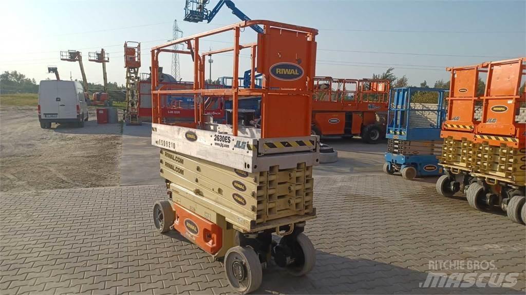 JLG 2630ES Ножничные подъемники