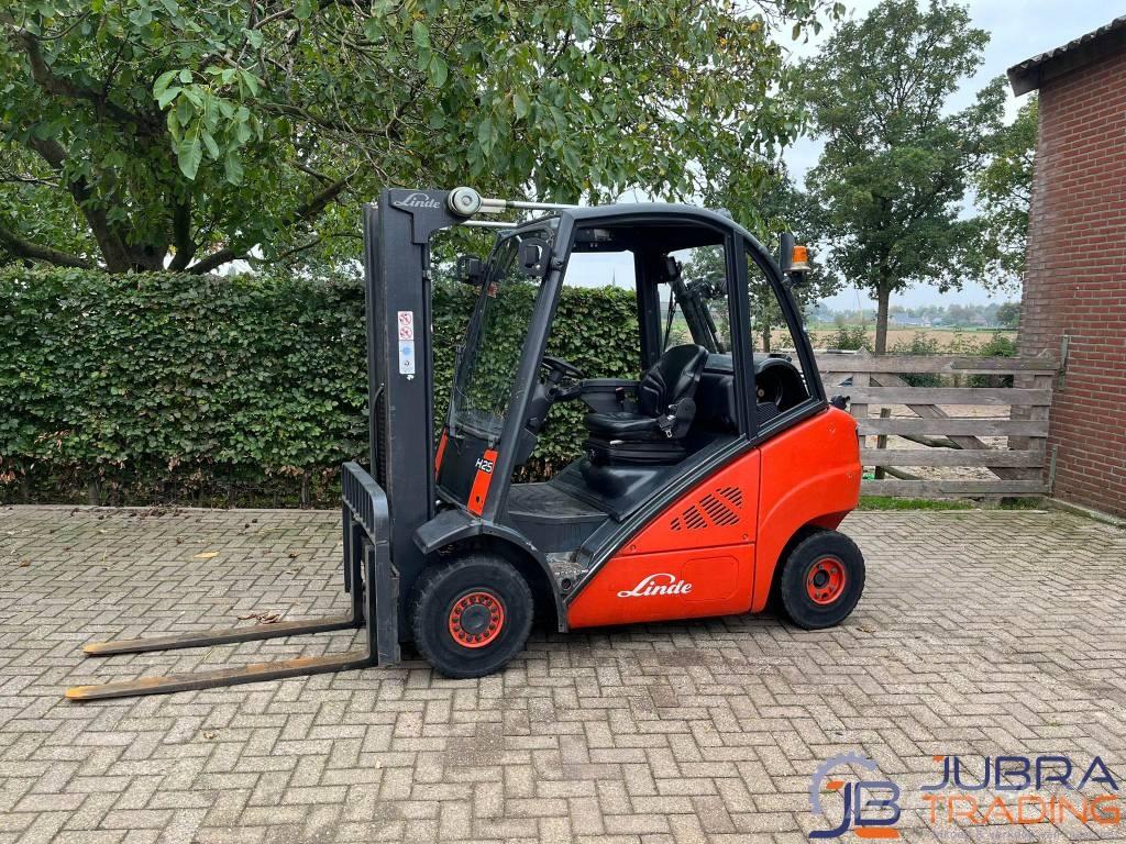 Linde H25T Газовые погрузчики