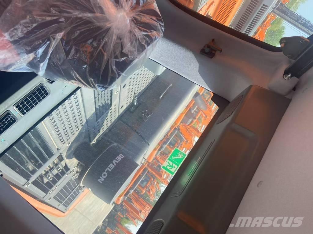 Develon DX 450 Гусеничные экскаваторы