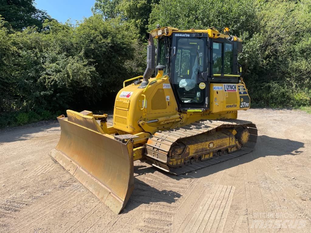 Komatsu D 37 PX-24 Гусеничные бульдозеры