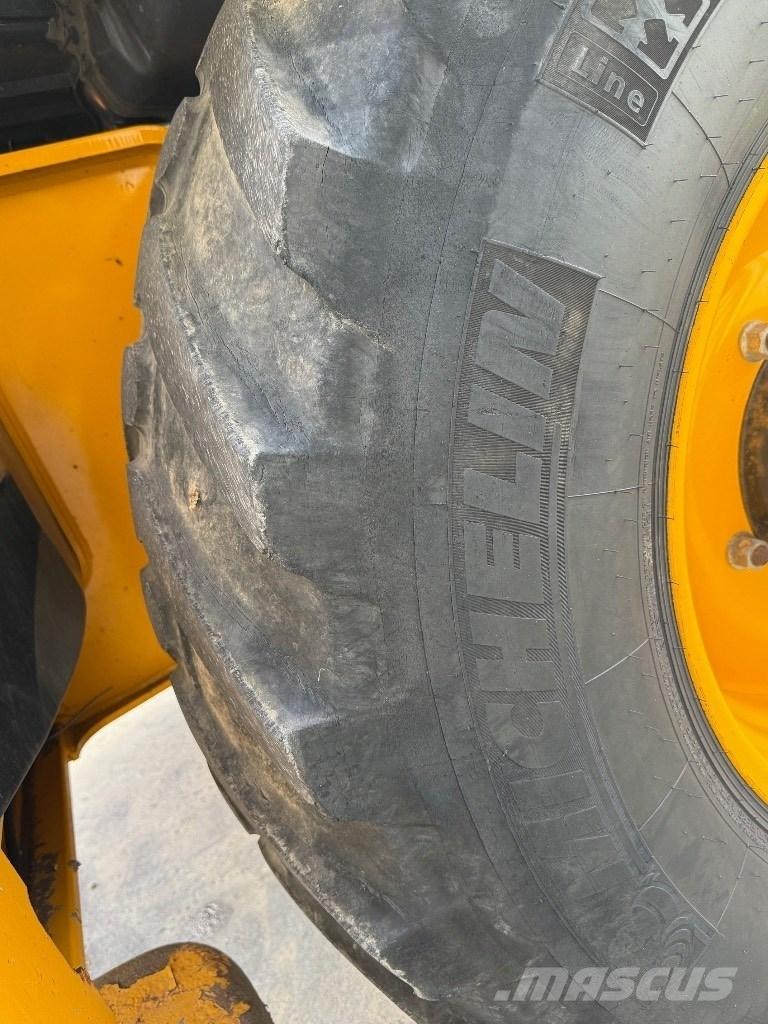 JCB 3 CX Экскаваторы-погрузчики