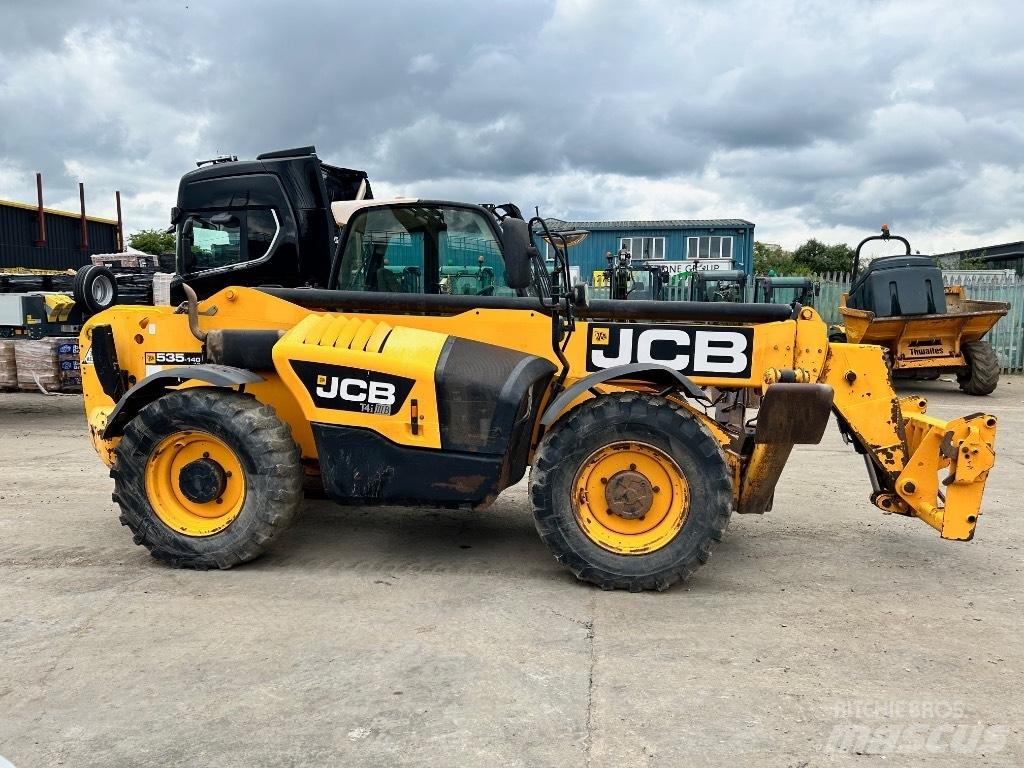 JCB 535-140 Телескопические погрузчики