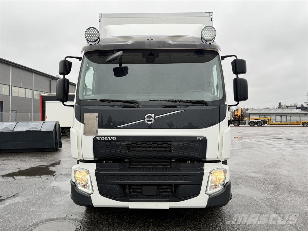 Volvo FE320 4X2 Грузовики-Фургоны