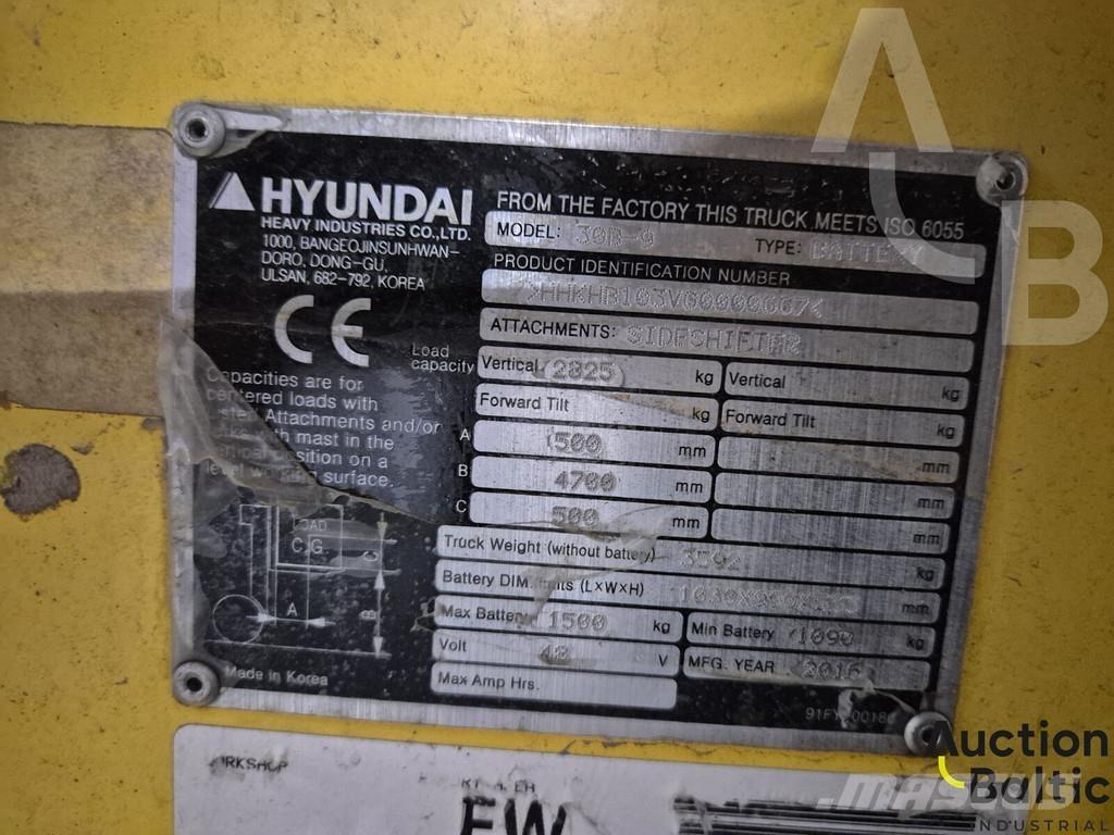 Hyundai 30B-9 Электропогрузчики