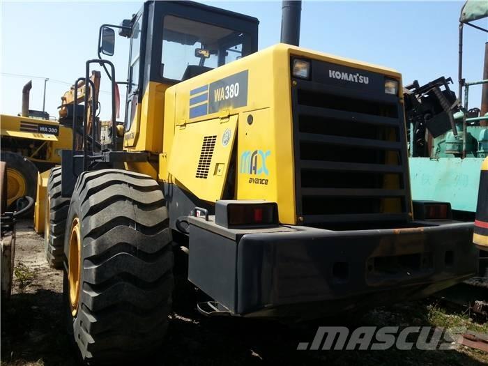 Komatsu WA 380-3 Фронтальные погрузчики