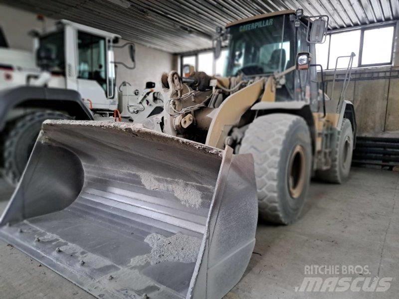 CAT 950 Фронтальные погрузчики