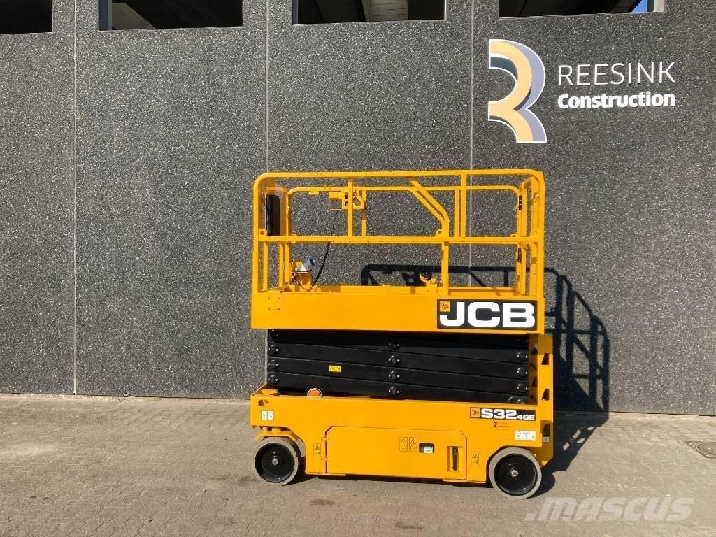 JCB S 3246 E Ножничные подъемники