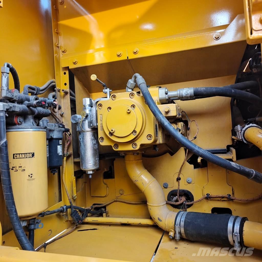 CAT 320 GC Гусеничные экскаваторы