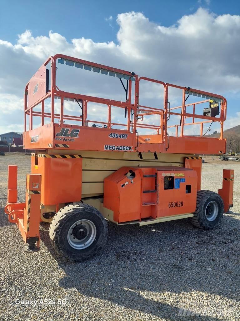 JLG 4394 RT Ножничные подъемники