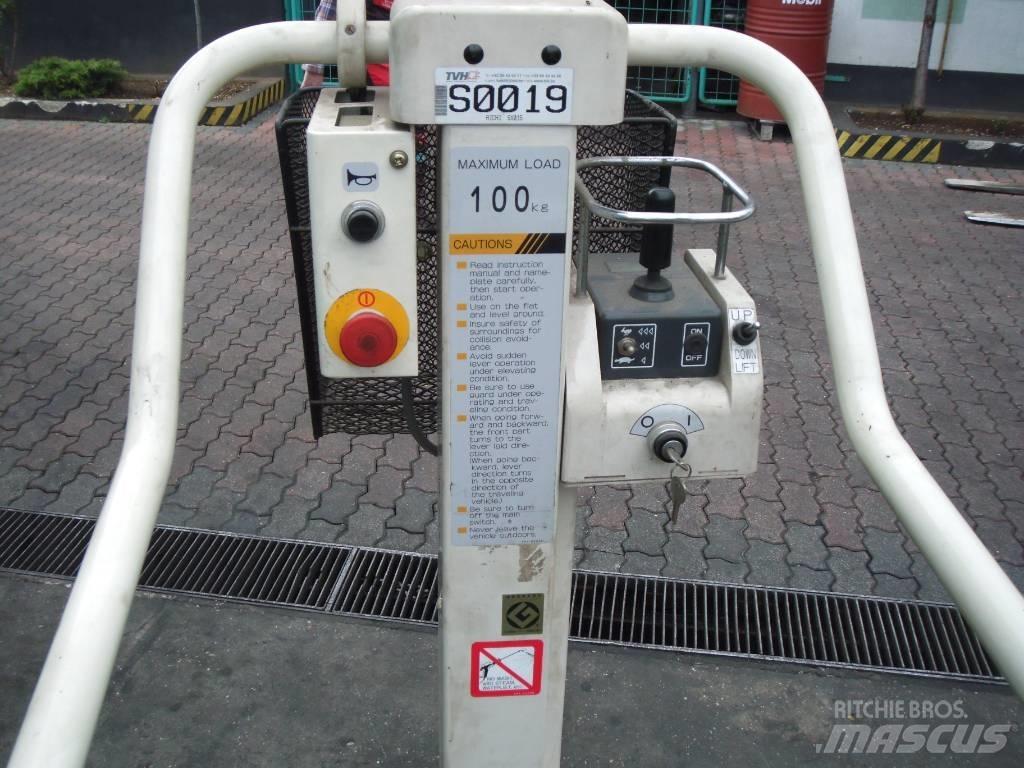 Aichi SX015      V-1650 Вертикальные мачтовые подъемники