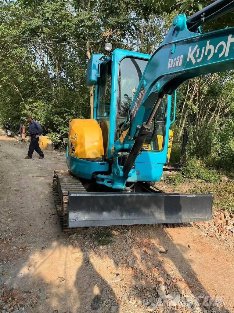 Kubota U35 Мини-экскаваторы
