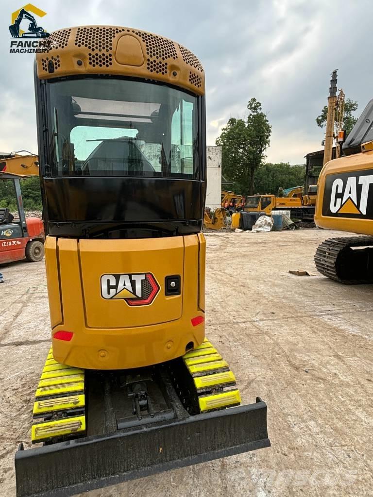 CAT 302 Мини-экскаваторы