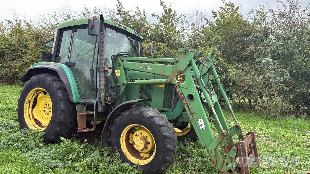 John Deere 6100 Трактора