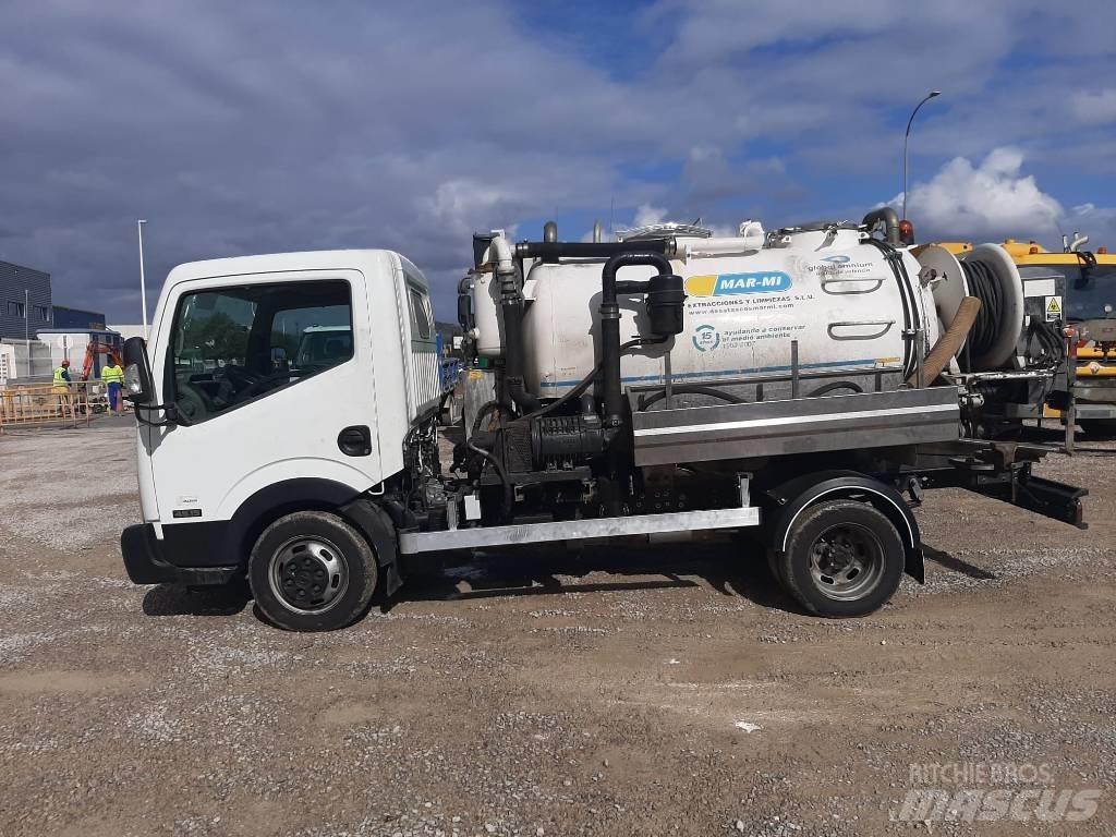 Nissan Cabstar E Ассенизаторские машины